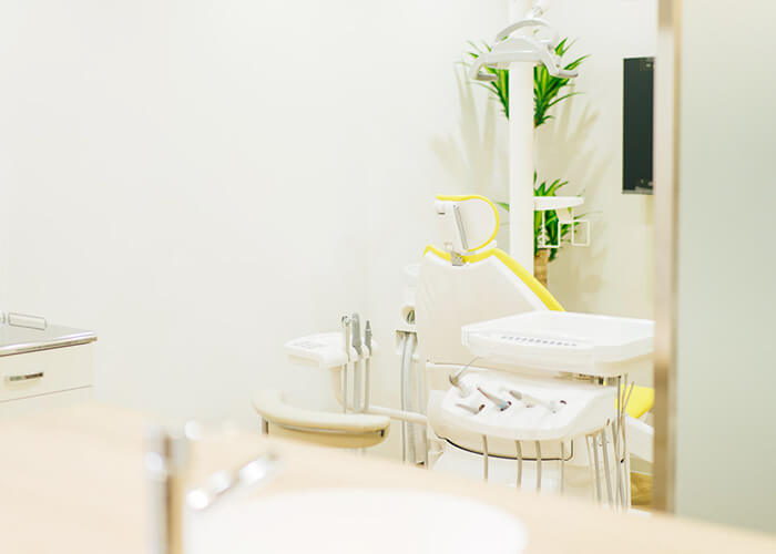 「慣れている」だけでは専門家ではない。資格とその実力をもって診療