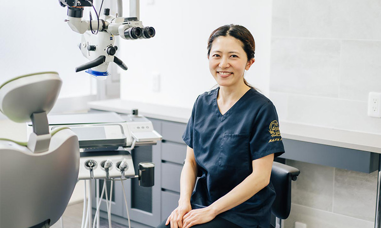 歯科医師　那須真奈