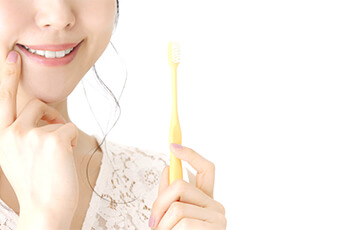 予防には「口腔ケア」が重要！