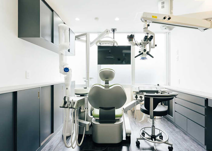 成人歯科専用診療スペース